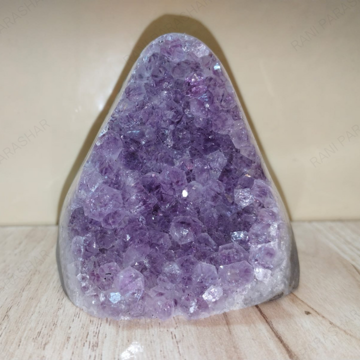 Amethyst Geode – A Natural Source of Calm & Positive Energy